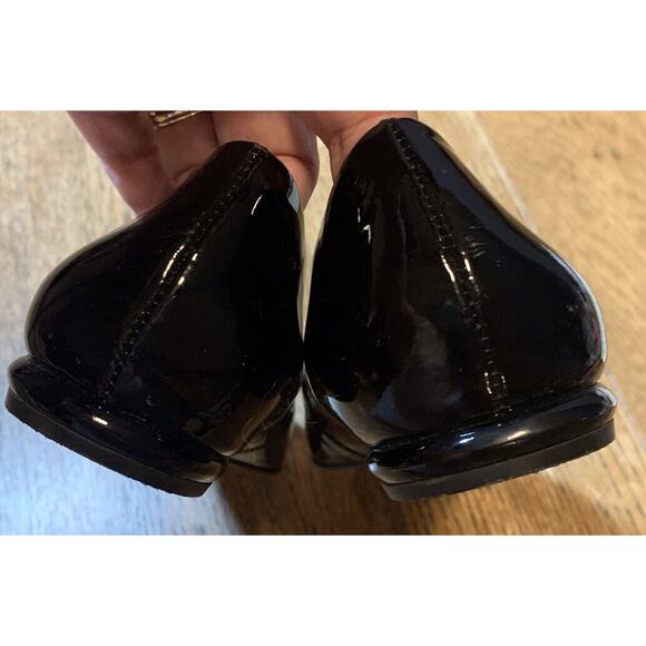 Jack Rogers Women’s Sz 8.5 B Regina Black Patent Leather Ballet Flat Medallion - Picture 6 of 8